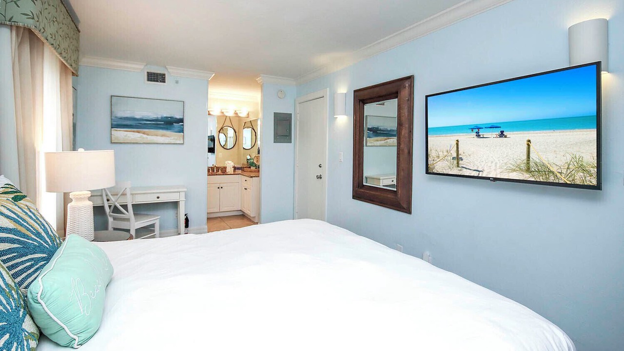 Photo of Bedroom in Captiva