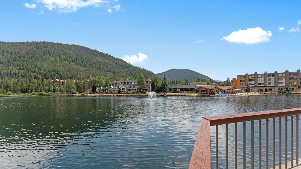 Photo of Outdoor in Lakeside Village