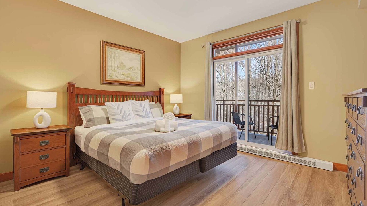 Photo of Bedroom in Tremblant-Les-Eaux