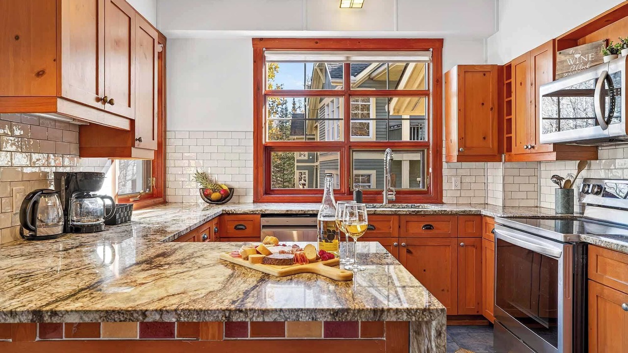 Photo of Kitchen in Tremblant-Les-Eaux