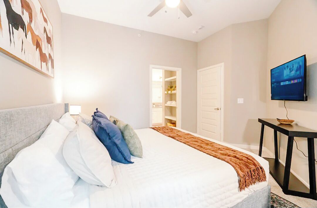 Photo of Bedroom in Tobin Hill