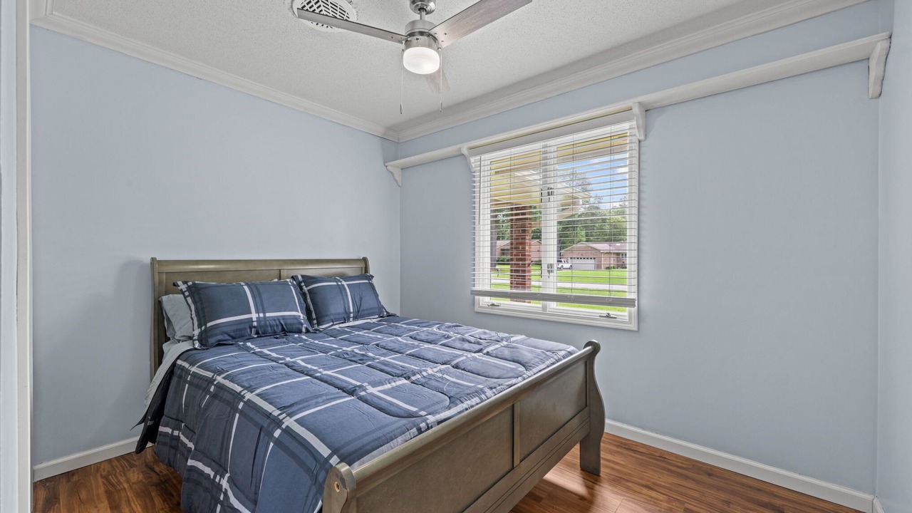 Photo of Bedroom in River Bend