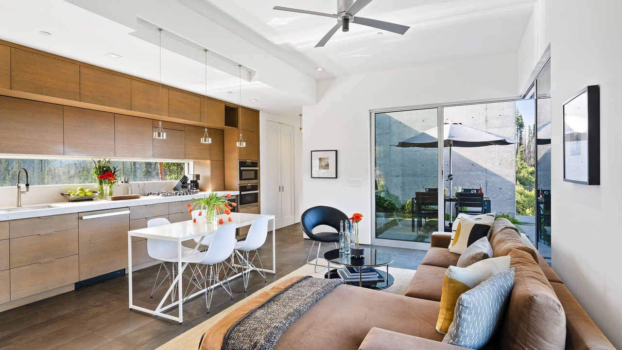 Photo of Livingroom in Healdsburg