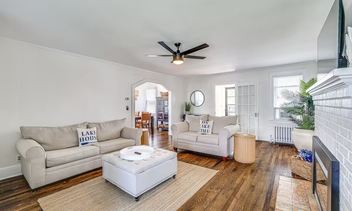 Photo of Livingroom in Wolcott