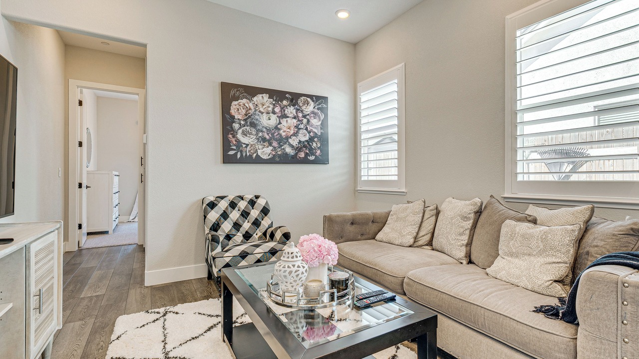 Photo of Livingroom in Roseville