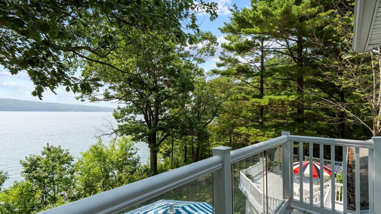 Photo of Patio Balcony in Skaneateles