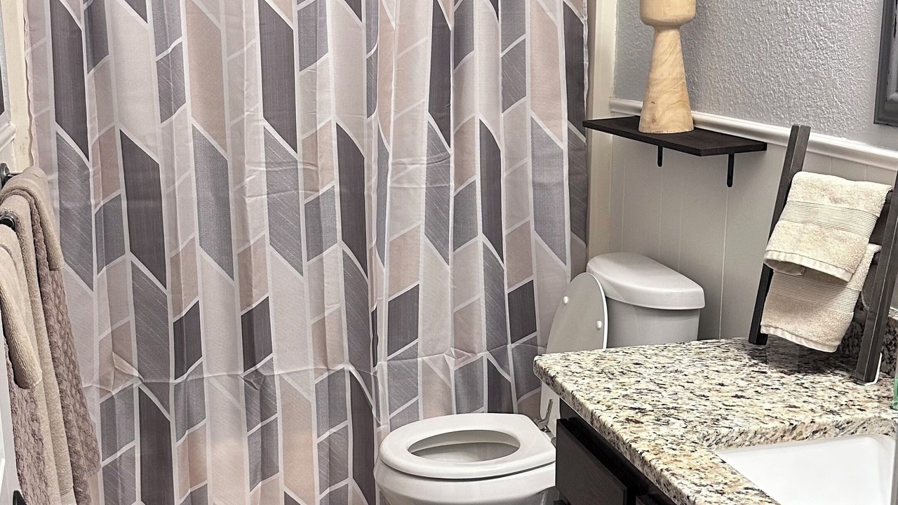 Photo of Bathroom in Sulphur