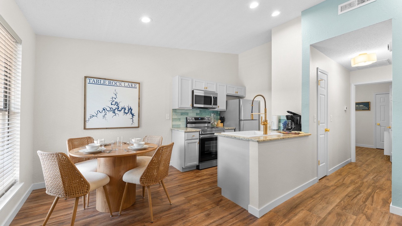 Photo of Kitchen in Kimberling City