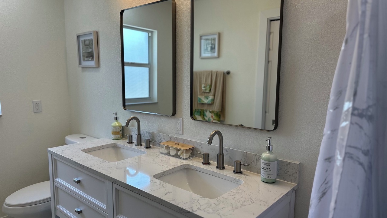 Photo of Bathroom in Lutz