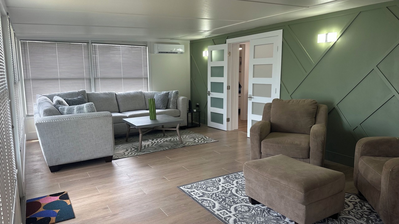 Photo of Livingroom in Lutz