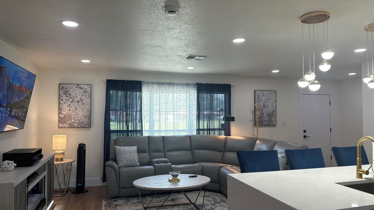 Photo of Livingroom in Lutz