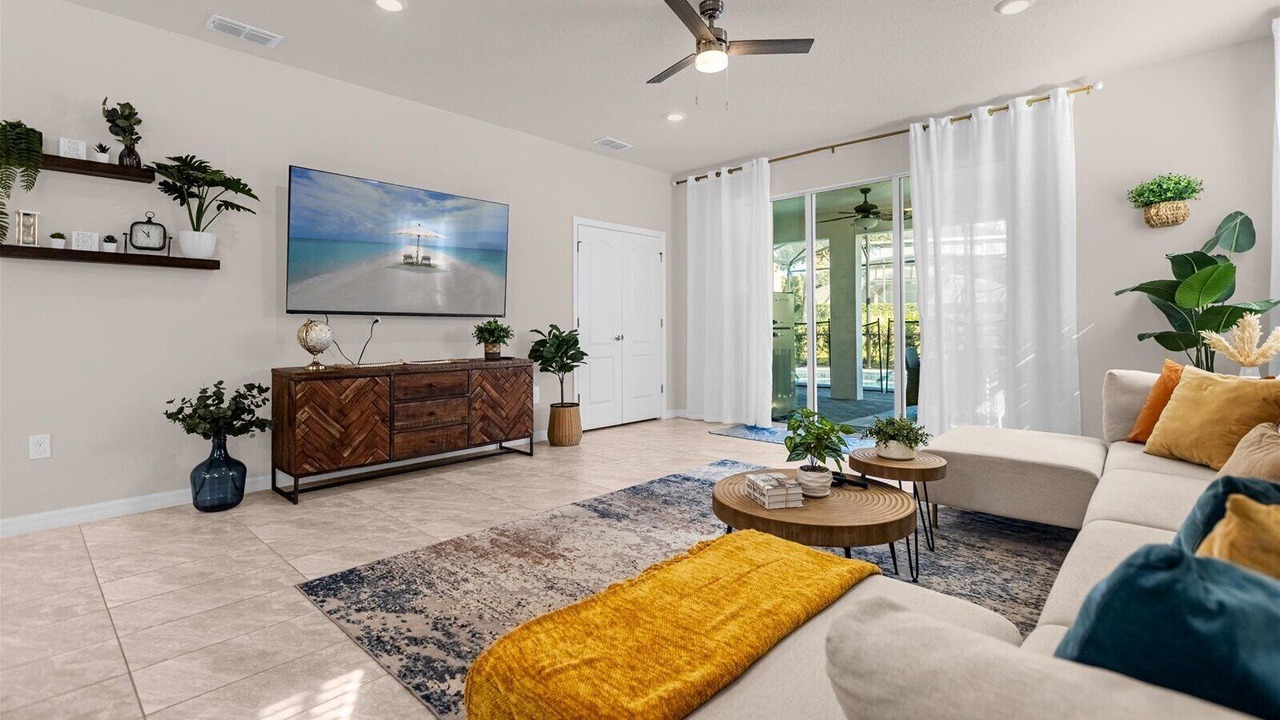 Photo of Livingroom in Loughman