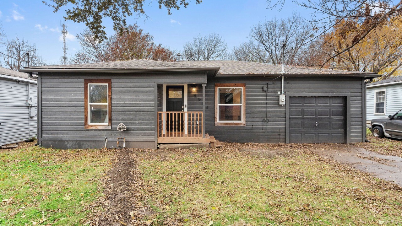 Photo of Outdoor in Greenville