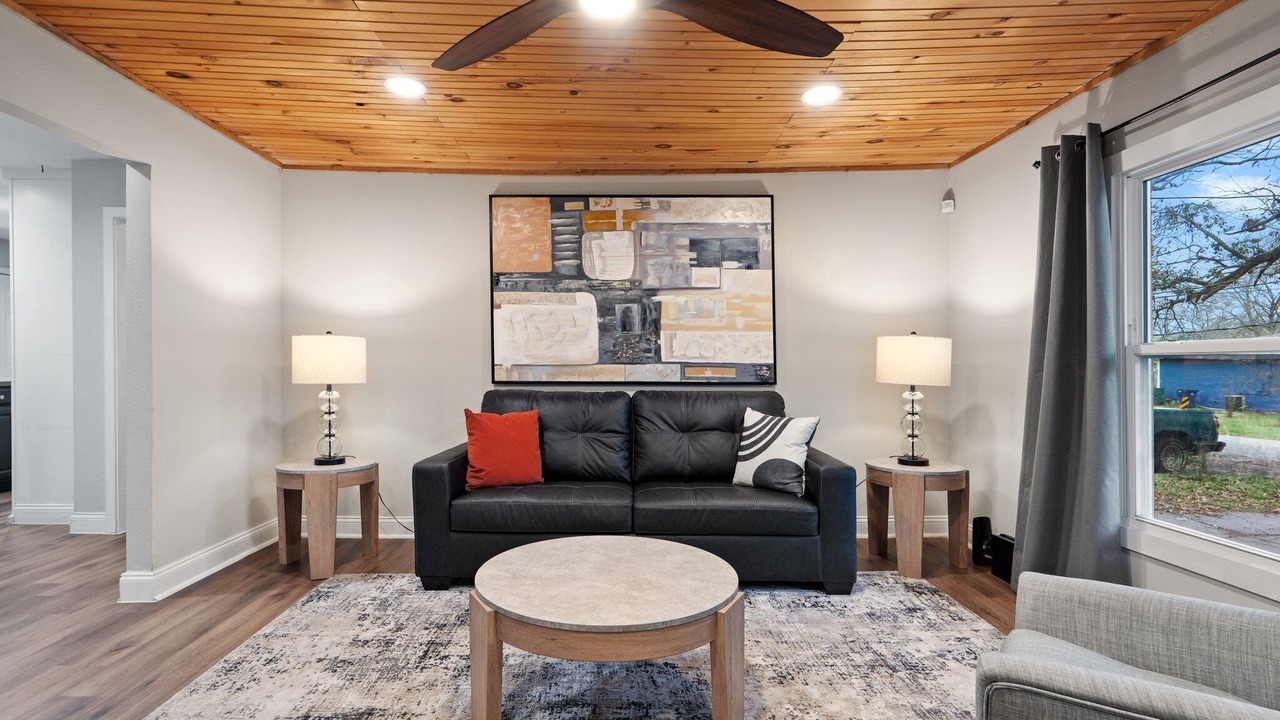 Photo of Livingroom in Greenville