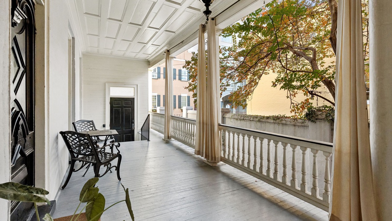Photo of Patio Balcony in Charleston Historic District