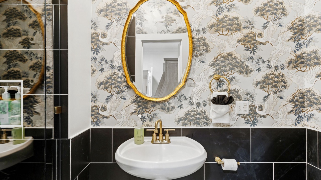 Photo of Bathroom in Charleston Historic District