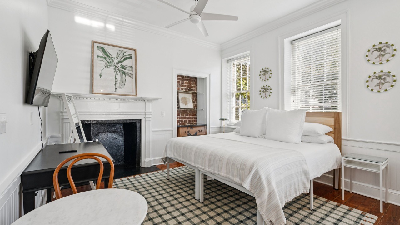 Photo of Bedroom in Charleston Historic District