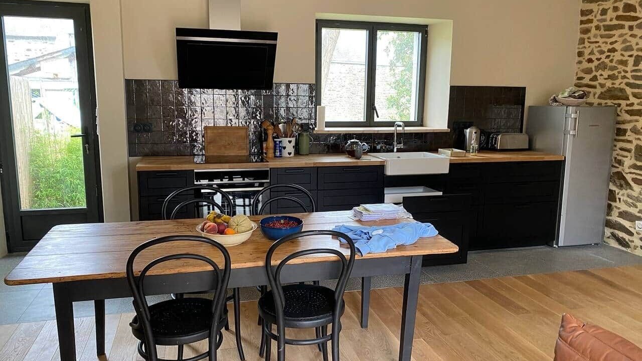 Photo of Kitchen in Pleudihen-sur-Rance