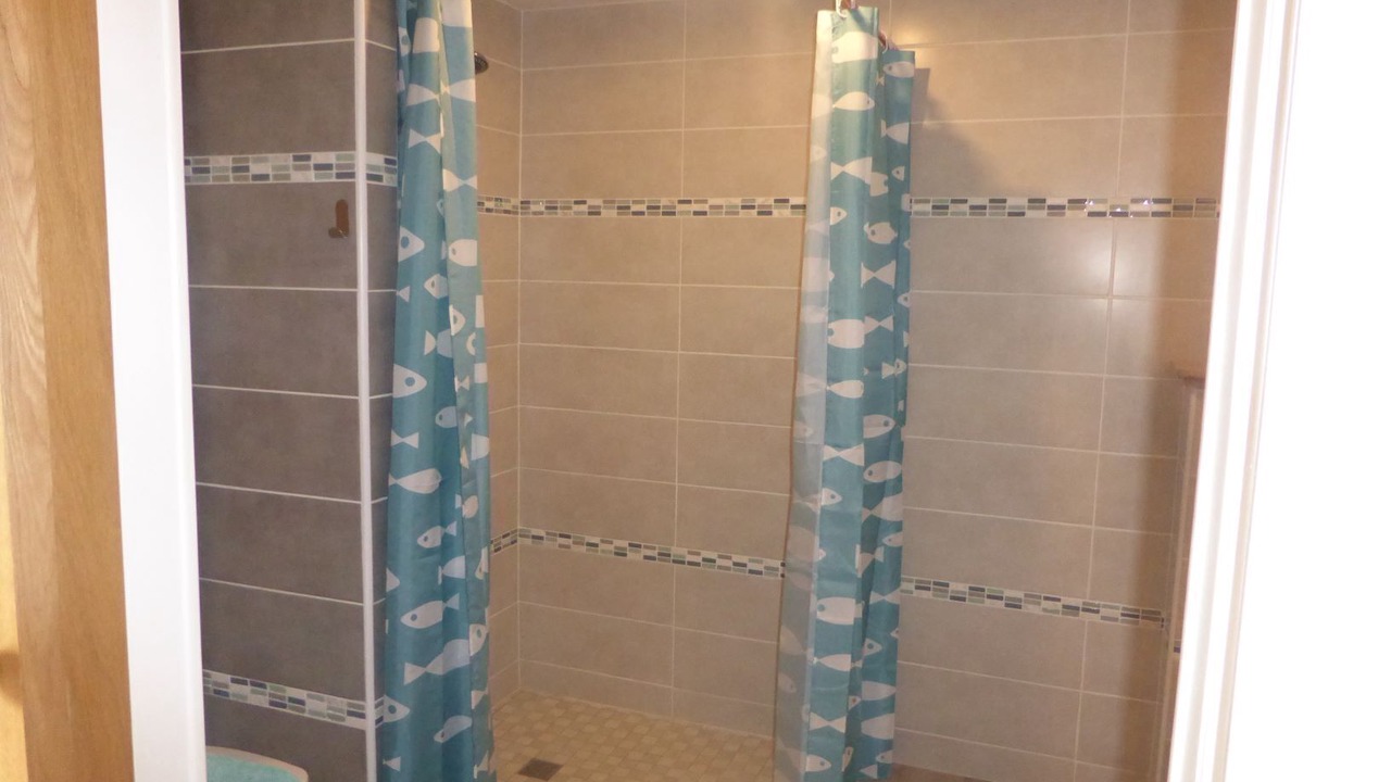 Photo of Bathroom in Saint-Germain-sur-Ille