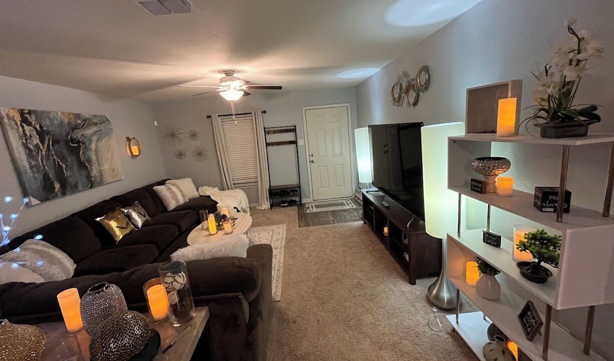 Photo of Livingroom in Medina Valley
