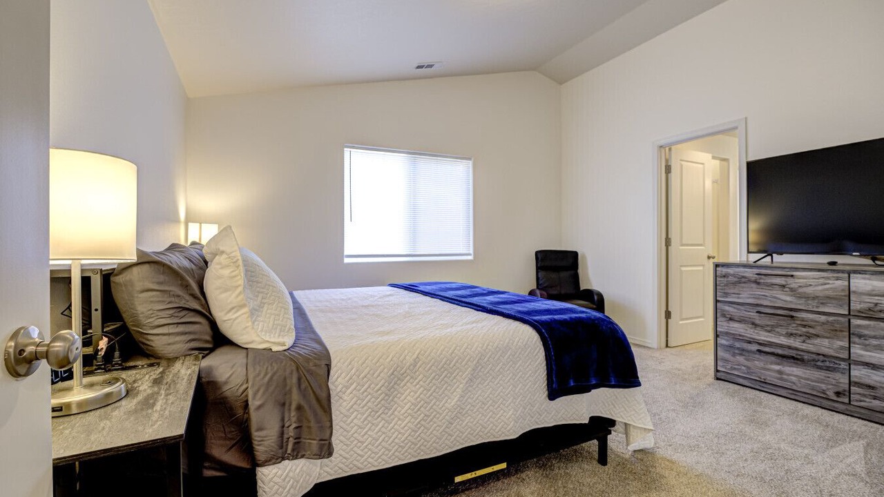 Photo of Bedroom in South Richland