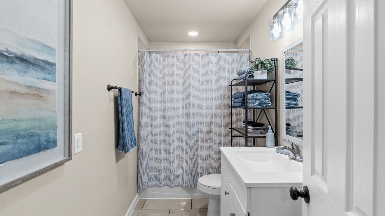 Photo of Bathroom in Glenpool