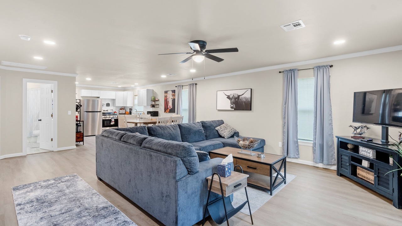 Photo of Livingroom in Glenpool