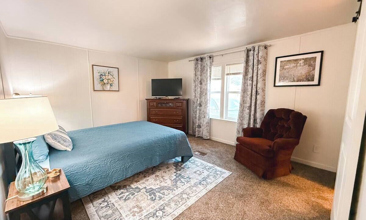 Photo of Bedroom in Safford