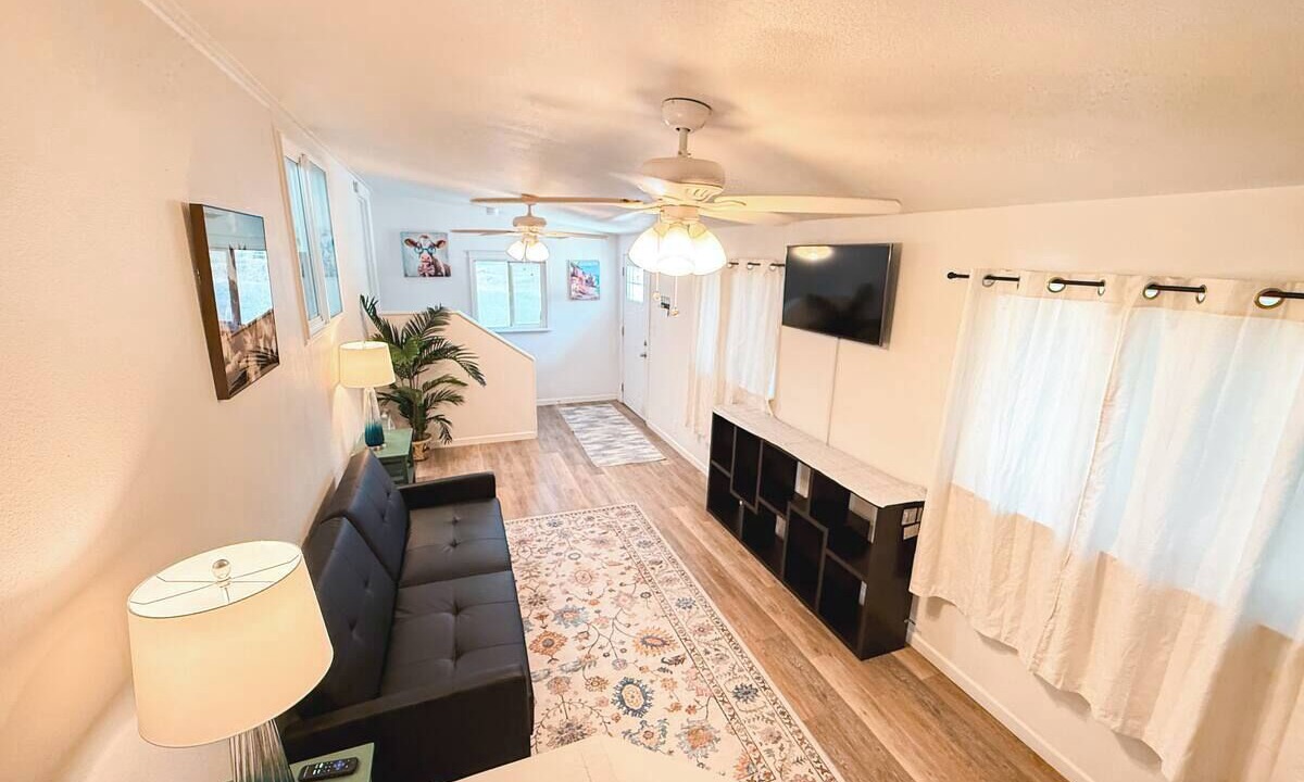 Photo of Livingroom in Safford