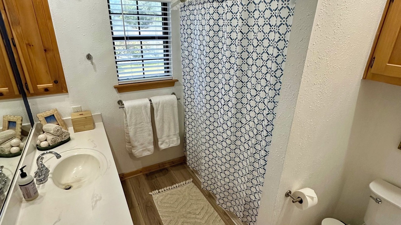 Photo of Bathroom in Willis