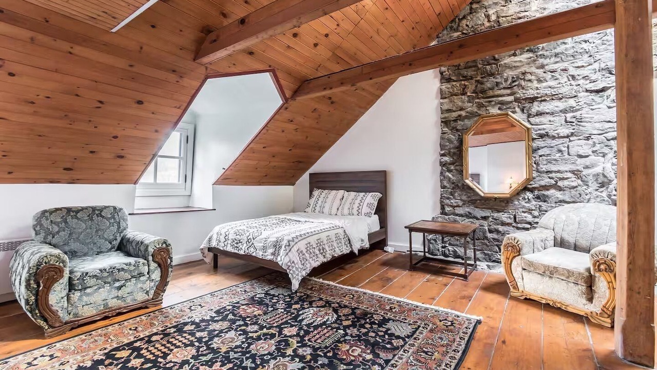 Photo of Bedroom in Ville-Marie