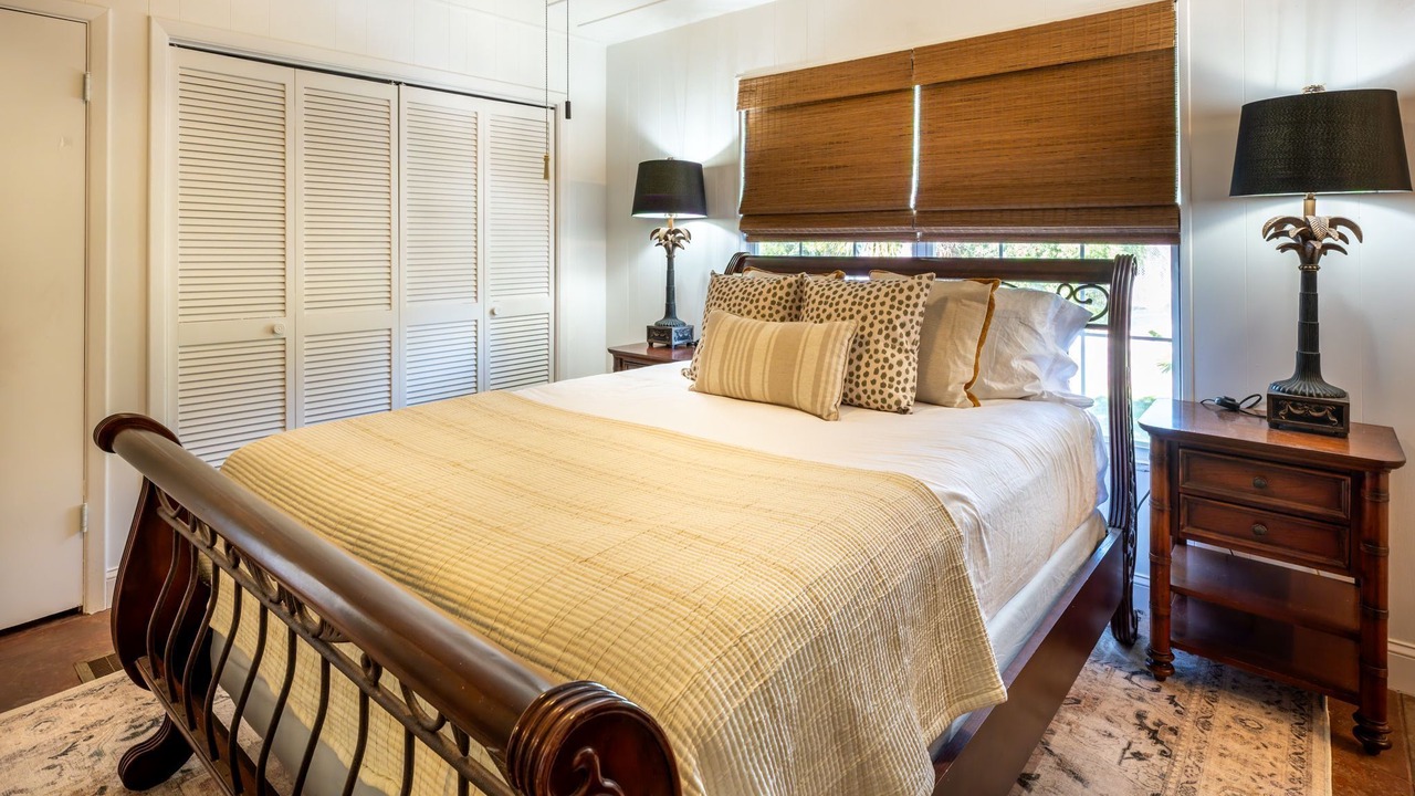 Photo of Bedroom in Pine Island