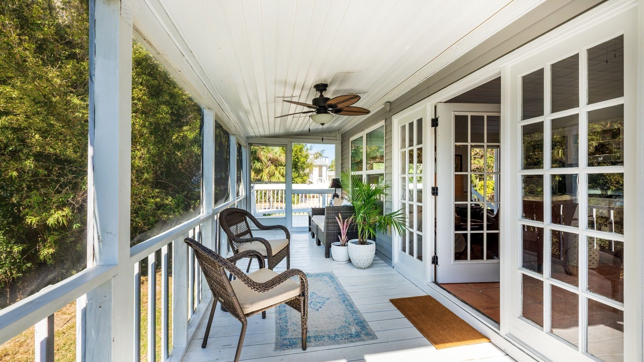 Photo of Patio Balcony in Pine Island