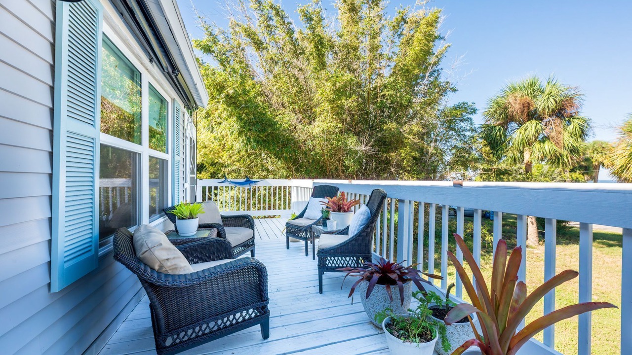 Photo of Patio Balcony in Pine Island