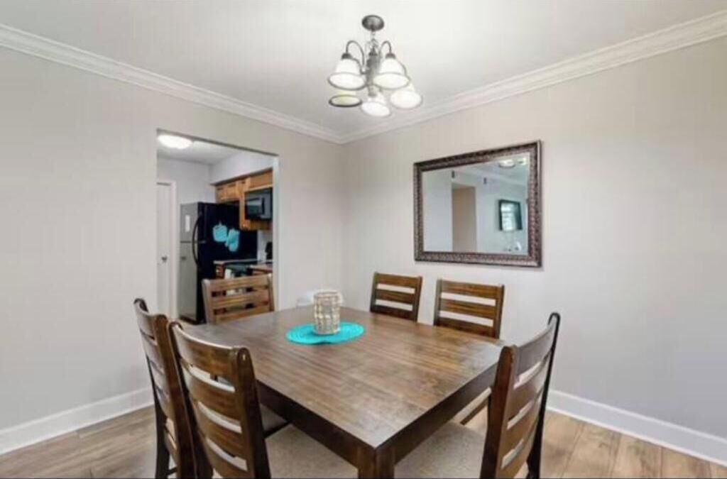 Photo of Others in Saint Simons Heights