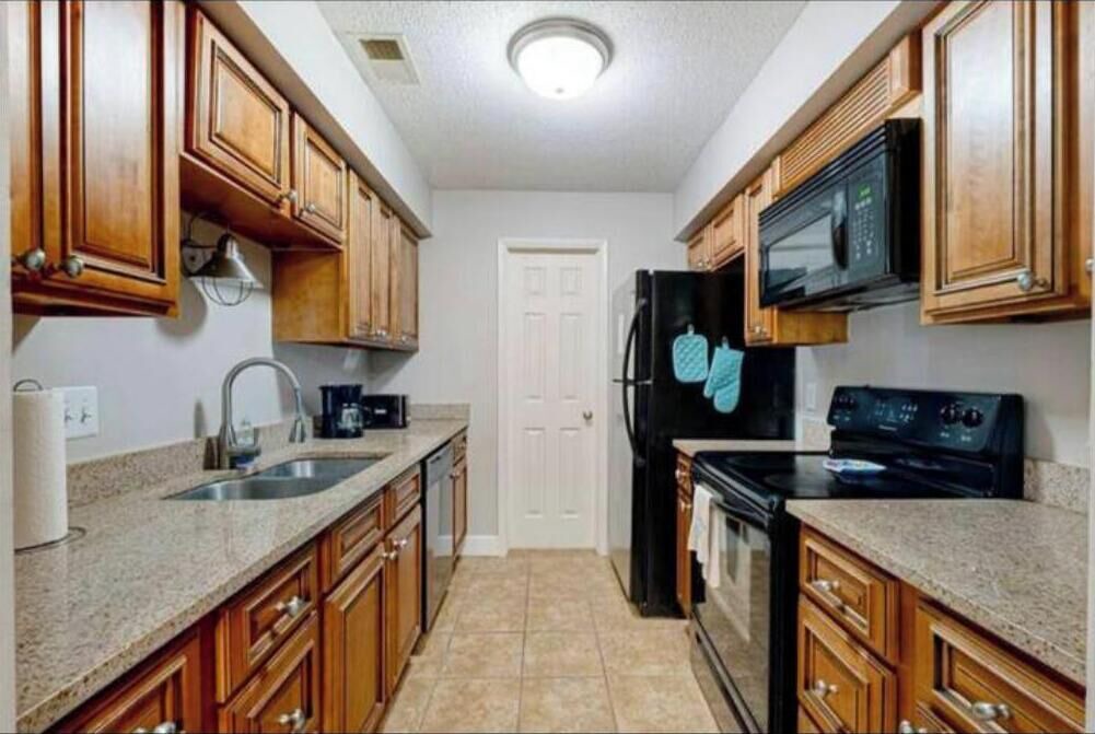 Photo of Kitchen in Saint Simons Heights