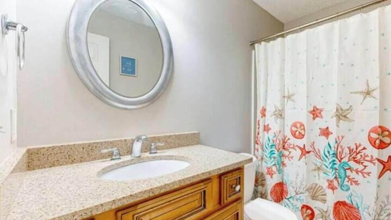 Photo of Bathroom in Saint Simons Heights