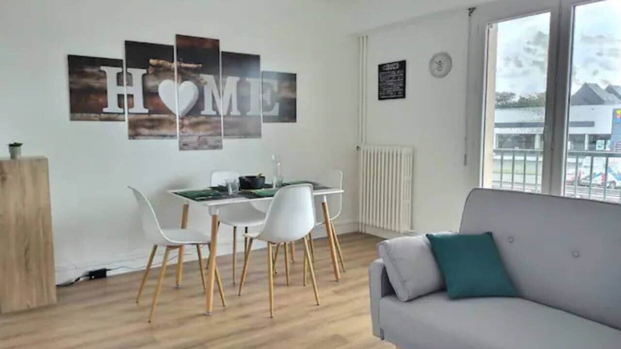 Photo of Livingroom in Pontlieue - Rocade