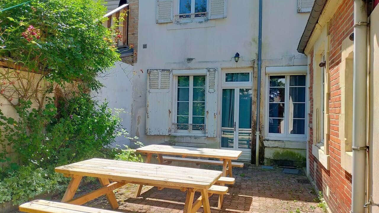Photo of Outdoor in Liberation