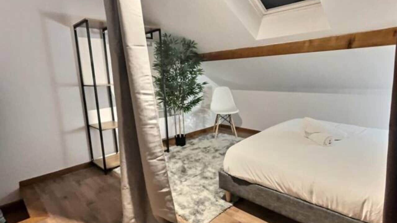 Photo of Bedroom in Miroir - Batignolles