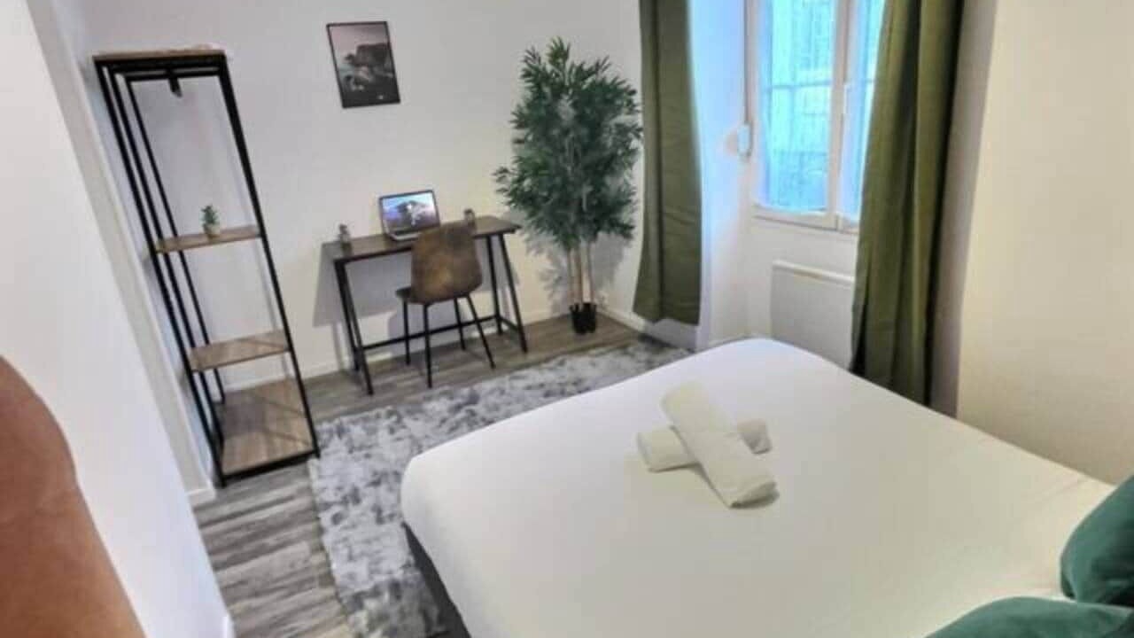 Photo of Bedroom in Miroir - Batignolles