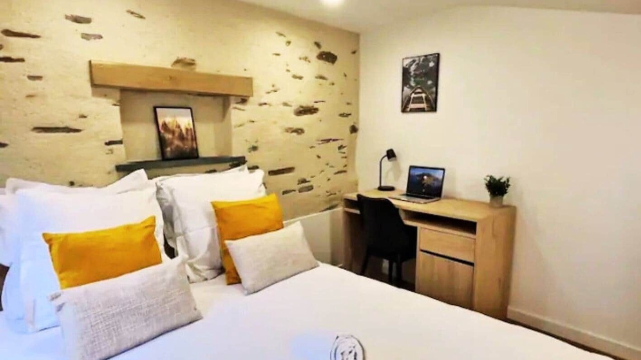 Photo of Bedroom in Downtown Angers