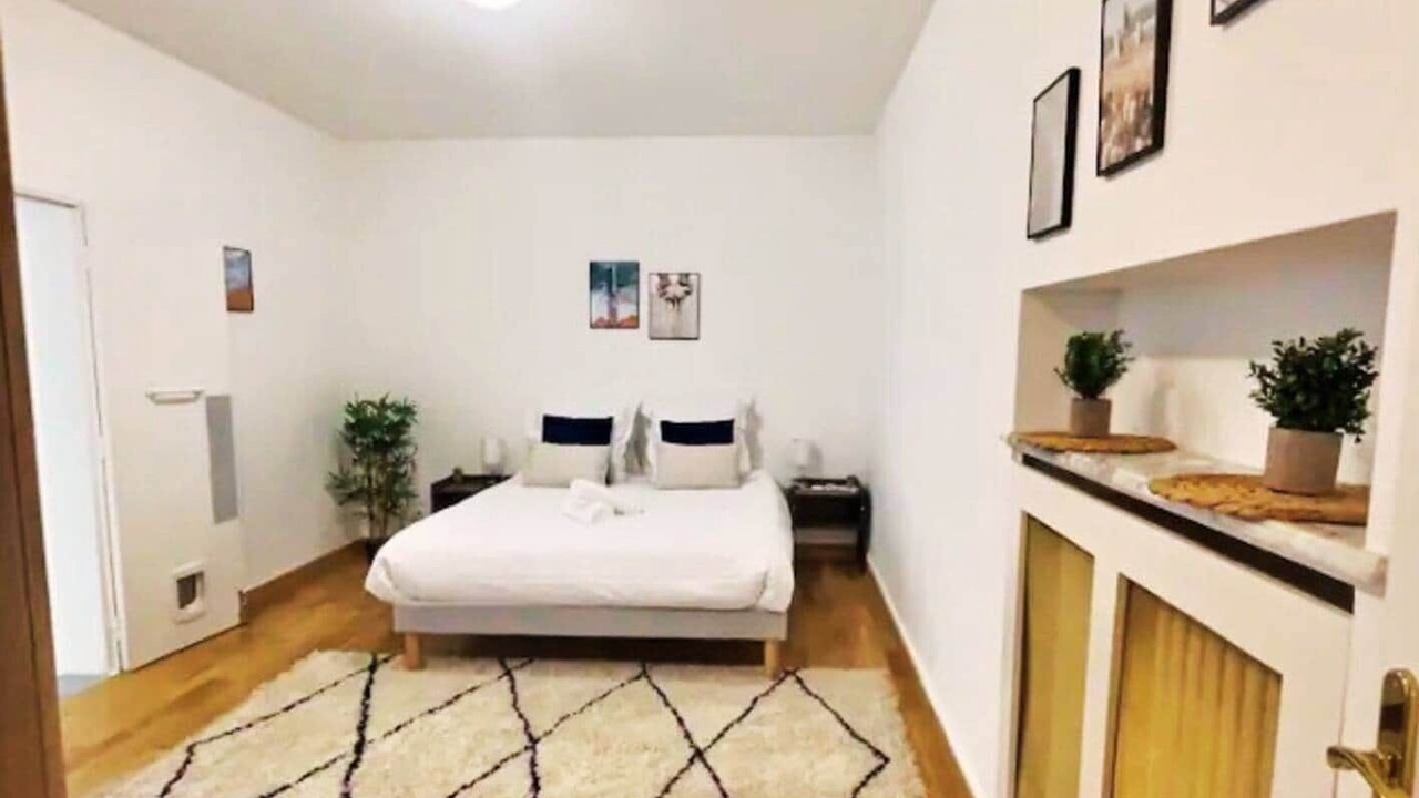 Photo of Bedroom in Downtown Angers