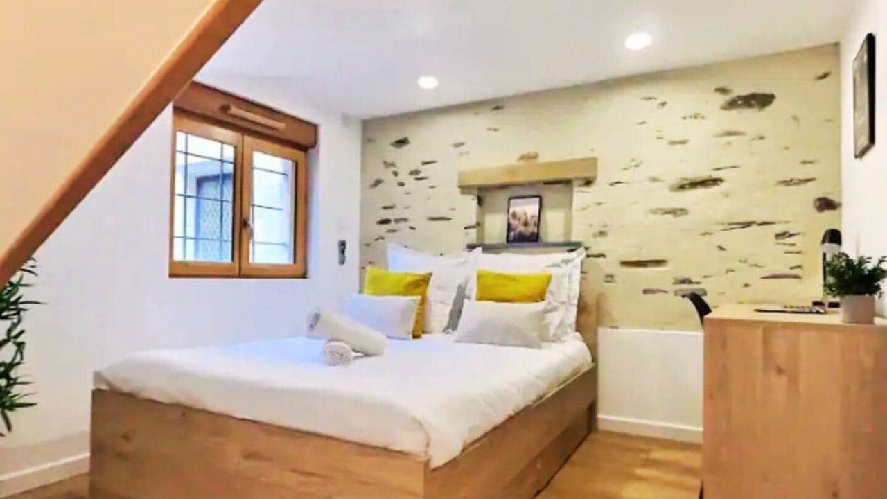 Photo of Bedroom in Downtown Angers