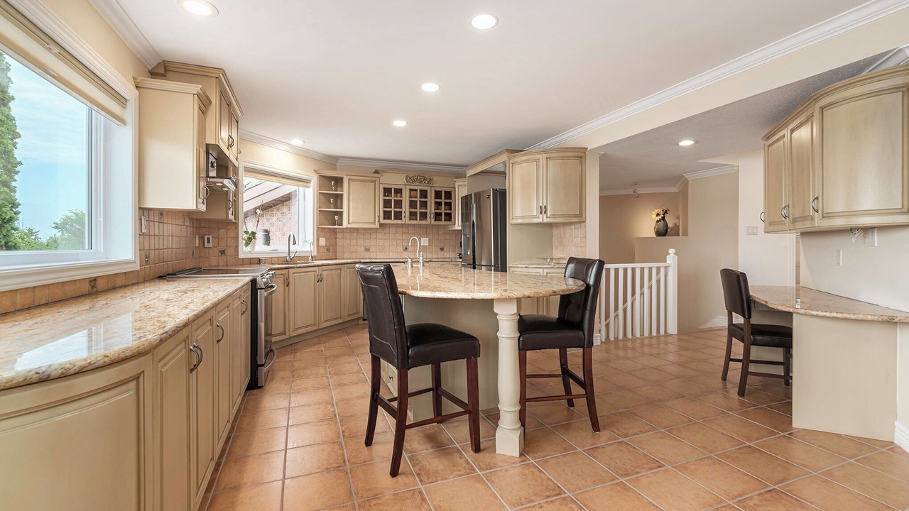 Photo of Kitchen in Ottawa Division