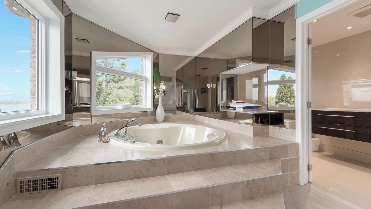 Photo of Bathroom in Ottawa Division