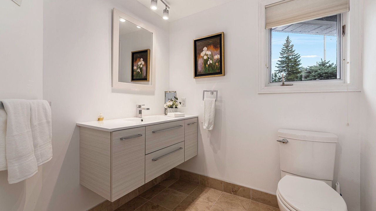 Photo of Bathroom in Ottawa Division
