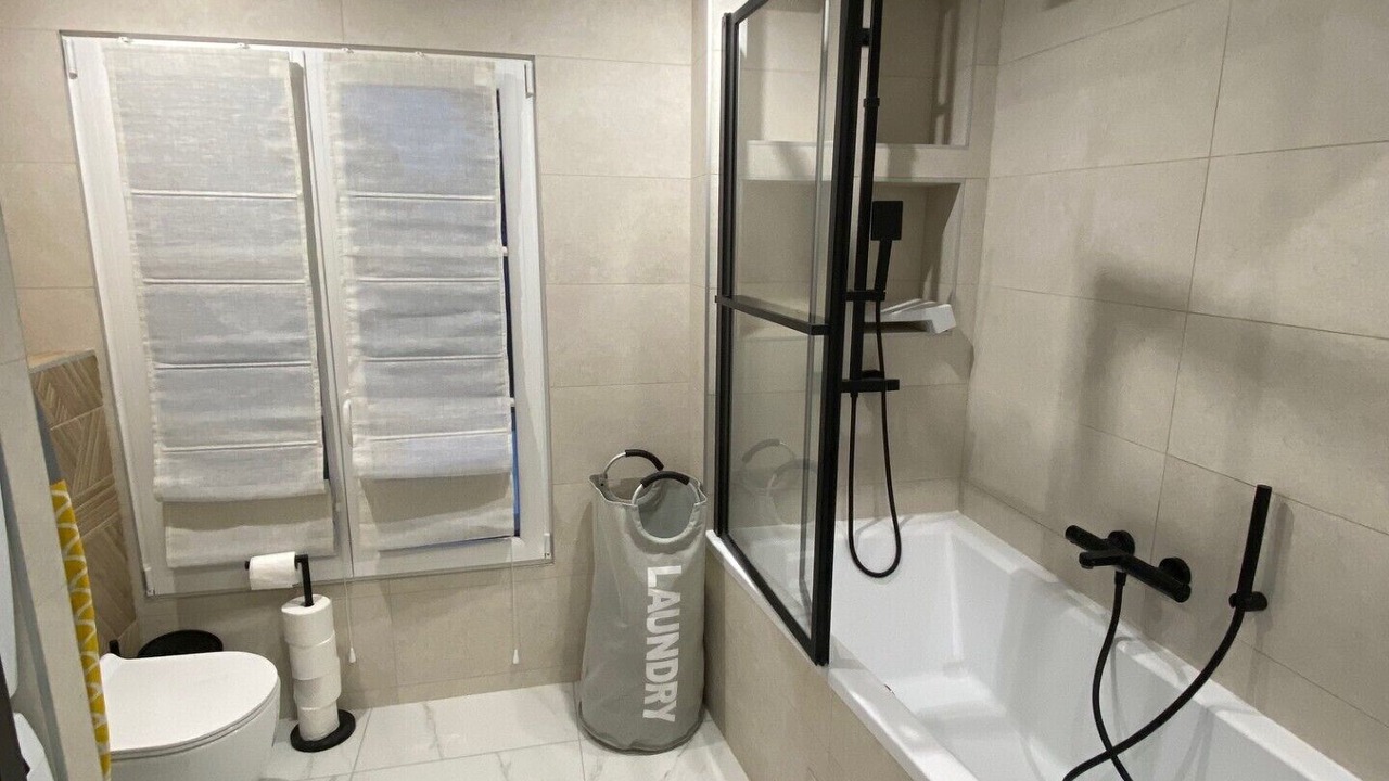 Photo of Bathroom in Lion-sur-Mer