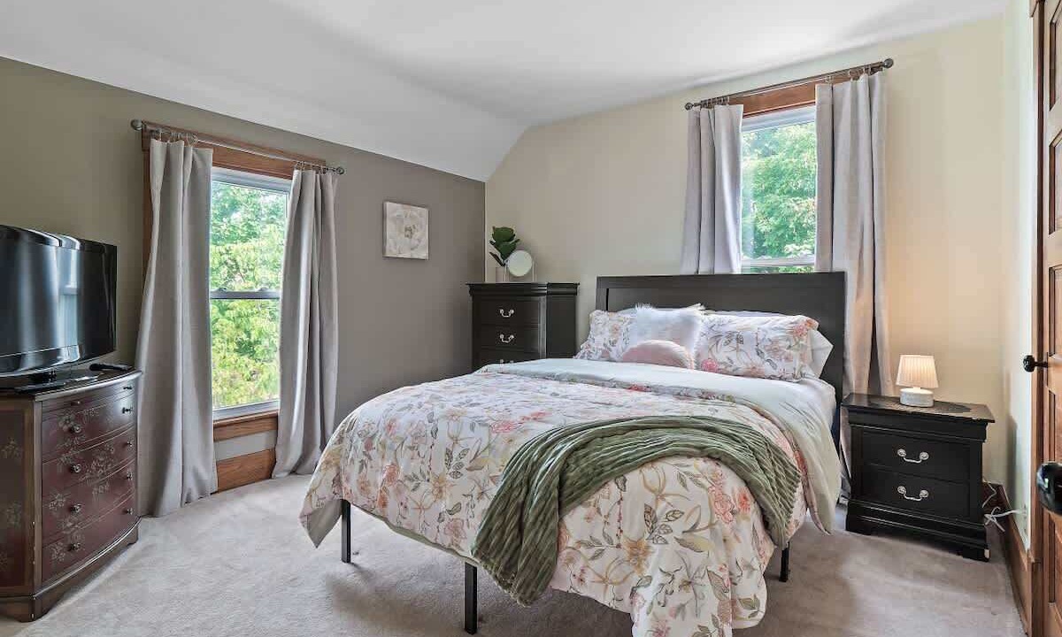 Photo of Others in Bedford