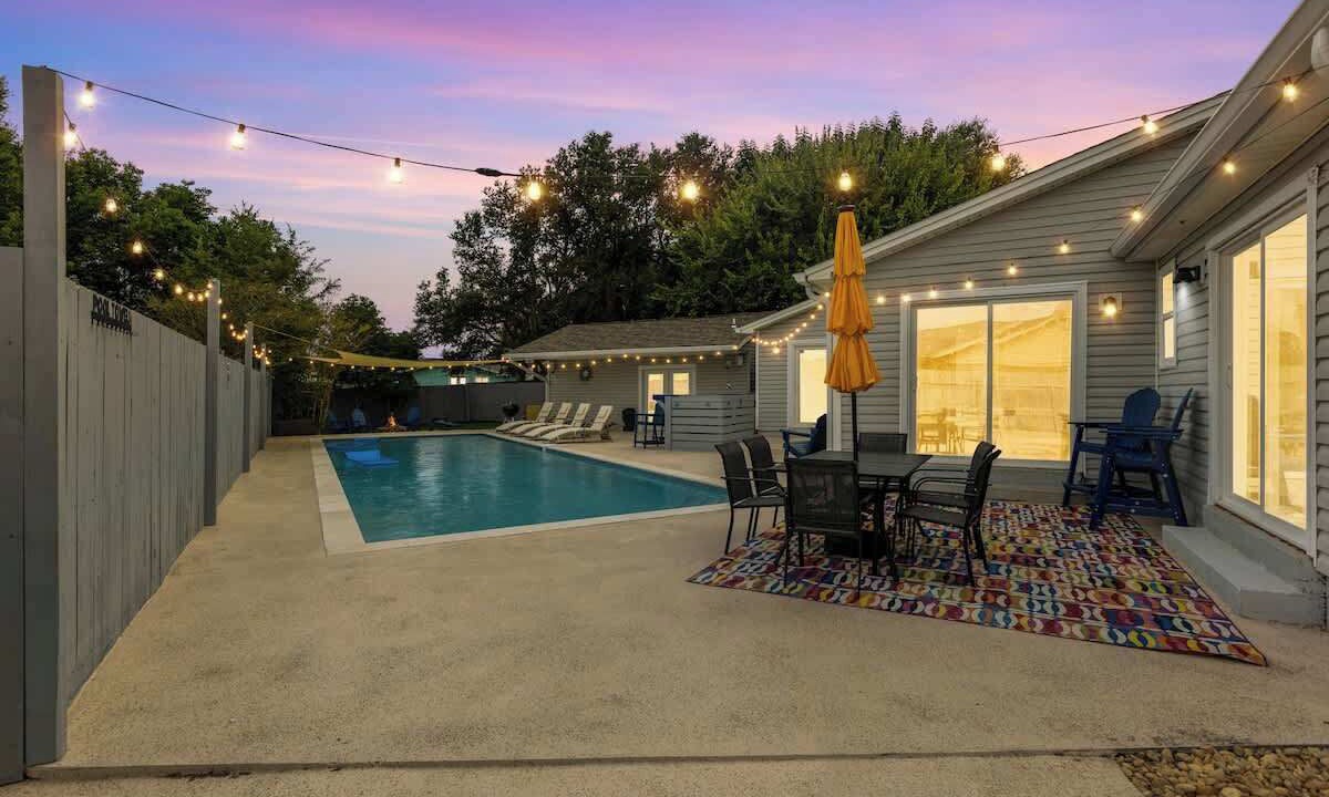 Photo of Outdoor in Ono Island